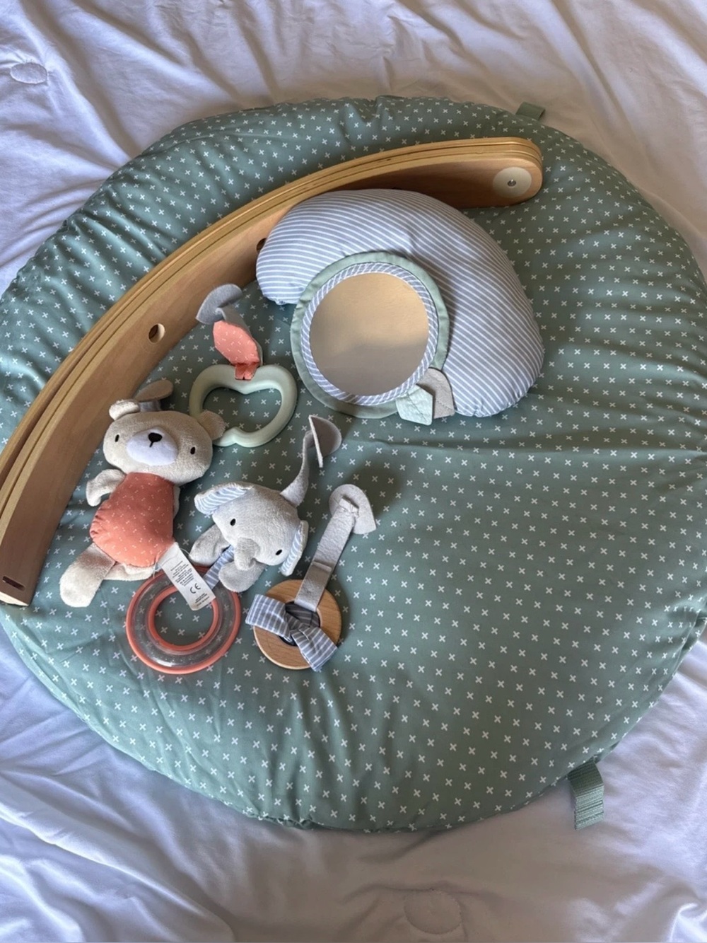 Ingenuity Cozy Spot Reversible Duvet Gym